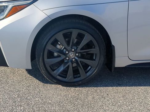 Used 2023 Toyota Corolla SE image 19