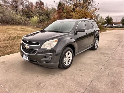 Used 2012 Chevrolet Equinox LT w/ Driver Convenience Package image 2