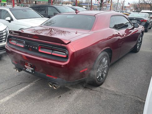 Used 2018 Dodge Challenger GT w/ Driver Convenience Group image 6