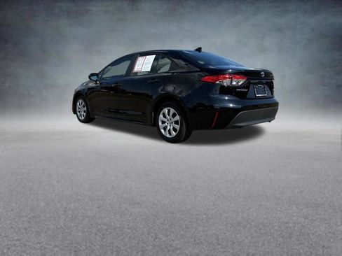 Used 2024 Toyota Corolla LE FWD image 3
