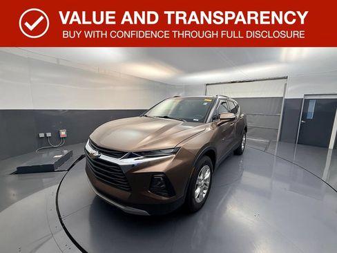 Used 2019 Chevrolet Blazer LT FWD image 1