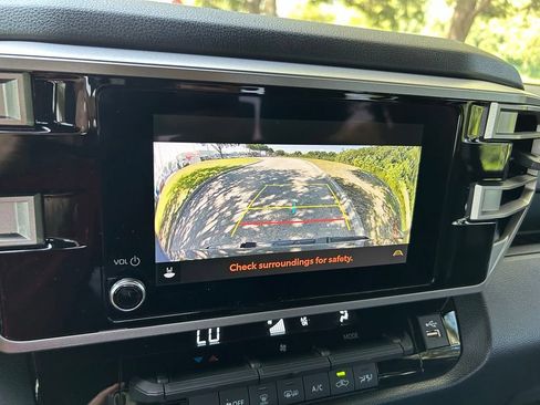 Used 2026 Toyota Tundra SR5 AWD/4WD image 26