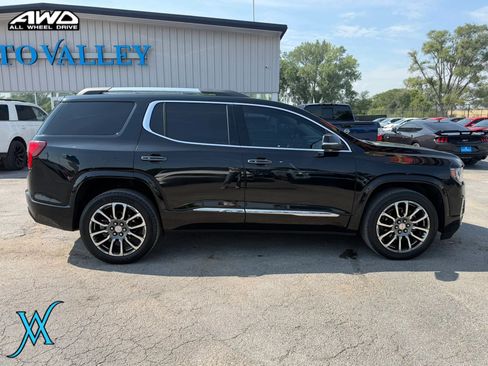 Used 2020 GMC Acadia Denali w/ Technology Package AWD/4WD image 8