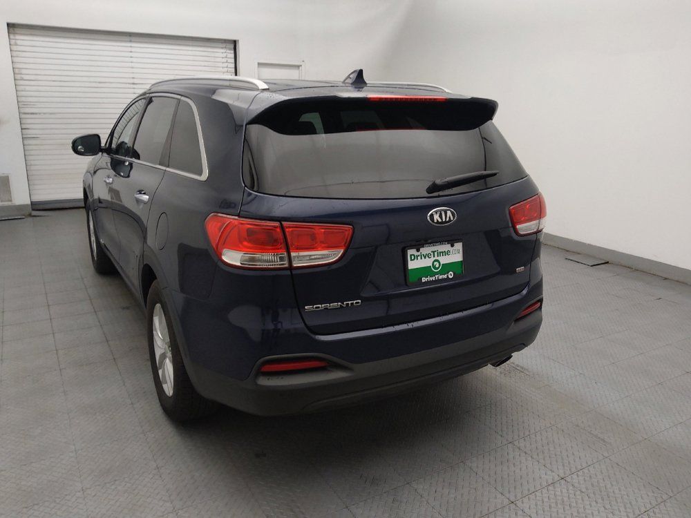 Used 2017 Kia Sorento AWD w/ LX Convenience Package image 6