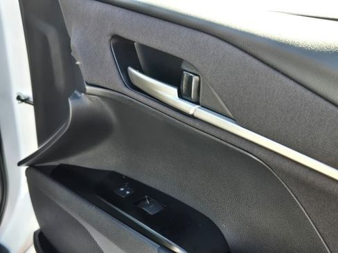 Used 2025 Toyota Camry LE image 28