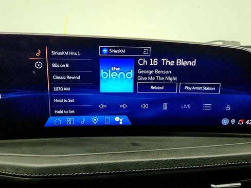 Used 2024 Cadillac XT4 Premium Luxury image 23