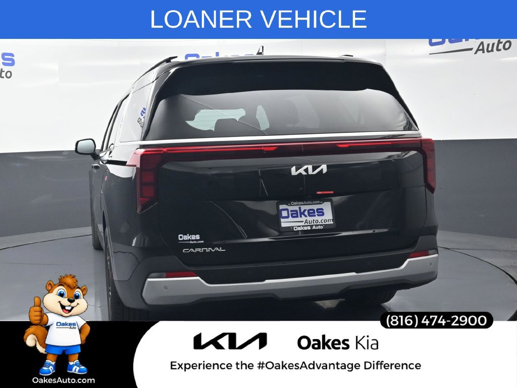 Used 2026 Kia Carnival EX FWD image 6