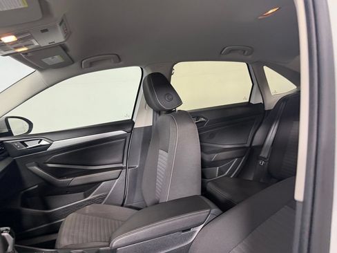 Used 2025 Volkswagen Jetta S FWD image 21