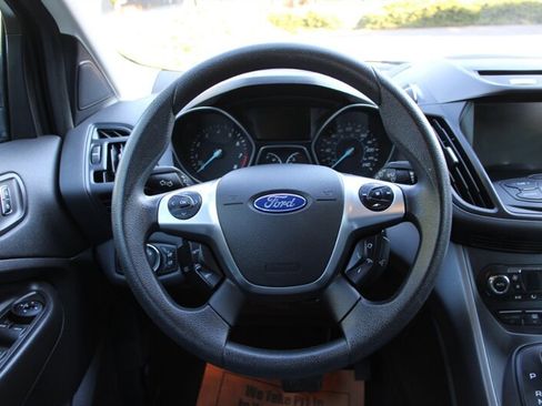Used 2014 Ford Escape SE w/ Equipment Group 201A image 17