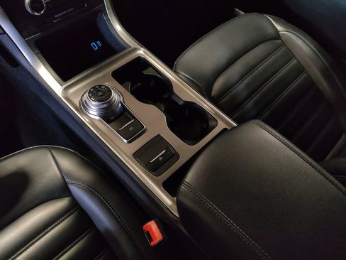 Used 2024 Ford Edge SEL image 26