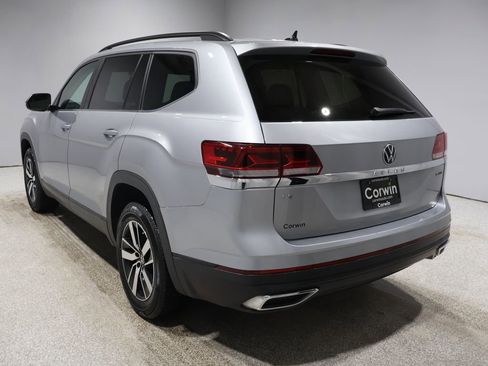 Used 2021 Volkswagen Atlas SE image 4