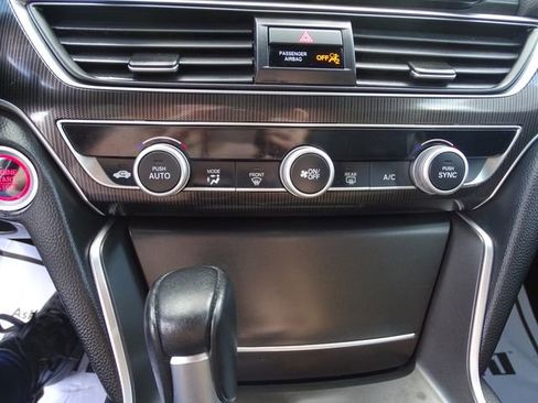 Used 2022 Honda Accord Sport image 12