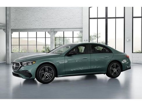 New 2026 Mercedes-Benz E 450 4MATIC Sedan image 37