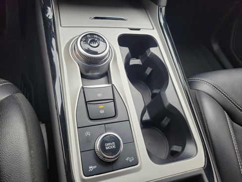 Used 2023 Ford Explorer ST w/ Equipment Group 401A AWD/4WD image 31