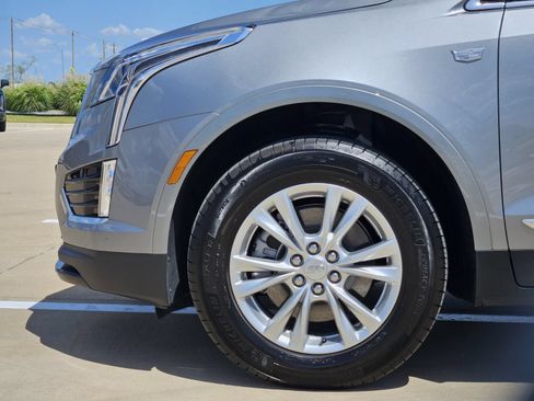 New 2026 Cadillac XT5 Luxury FWD image 11
