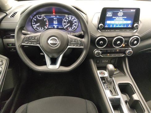 Used 2024 Nissan Sentra SV FWD image 22