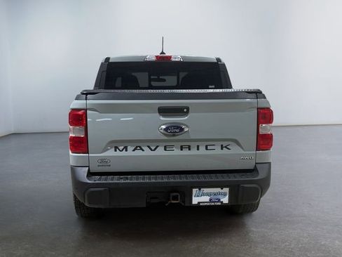 Used 2022 Ford Maverick Lariat w/ Lariat Luxury Package image 4