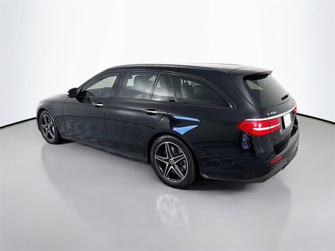 Used 2019 Mercedes-Benz E 450 4MATIC Wagon image 3