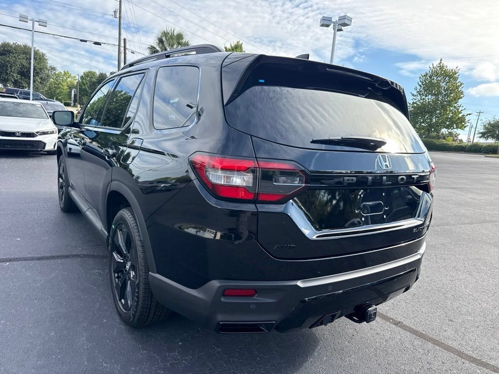 New 2026 Honda Pilot Black Edition image 5