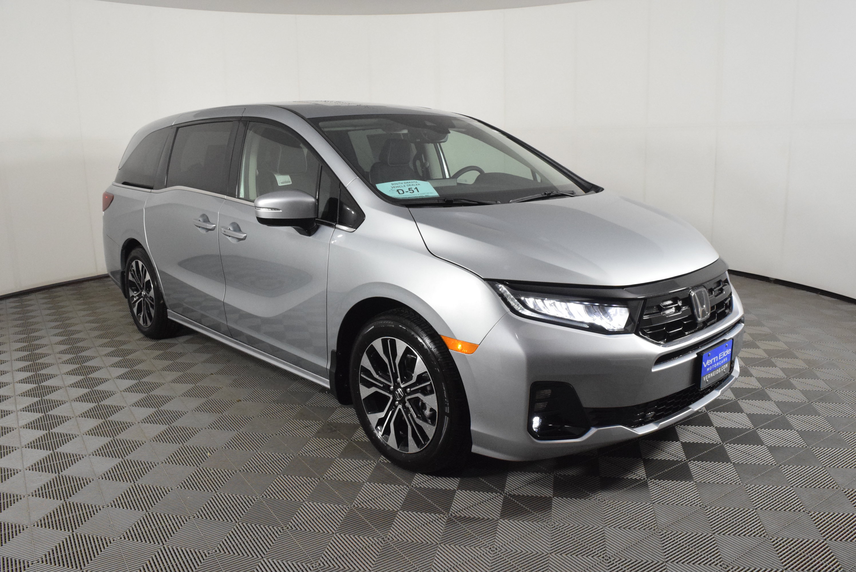 New 2027 Honda Odyssey Elite image 4