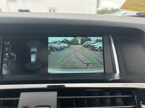 Used 2017 BMW X3 xDrive28i image 21