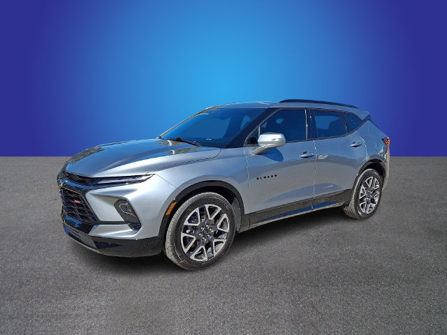 Used 2025 Chevrolet Blazer RS FWD image 1