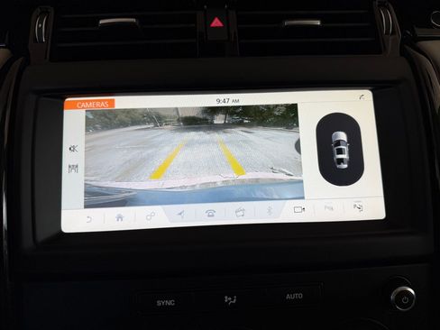 Used 2018 Land Rover Discovery SE AWD/4WD image 20