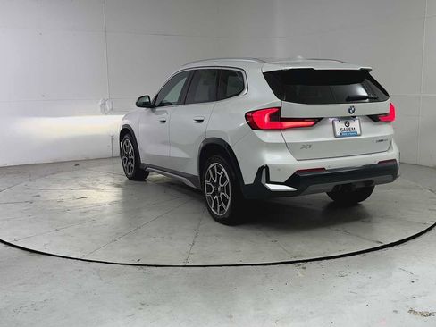 Used 2023 BMW X1 xDrive28i w/ Convenience Package AWD/4WD image 3