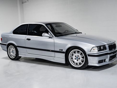 Used 1996 BMW M3 Coupe image 1