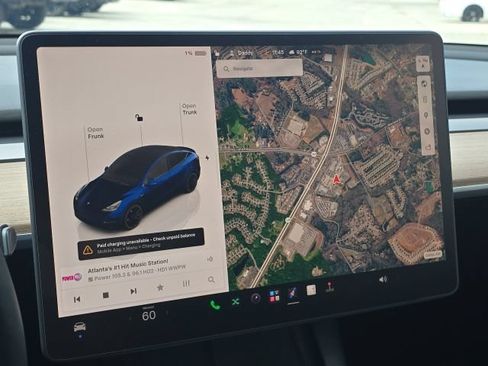 Used 2022 Tesla Model Y Performance AWD/4WD image 24