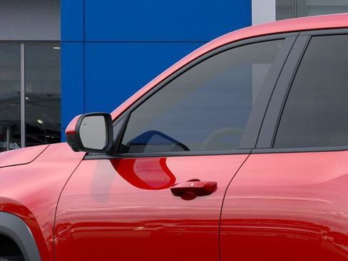 New 2026 Chevrolet Equinox LT w/ Convenience Package II image 12