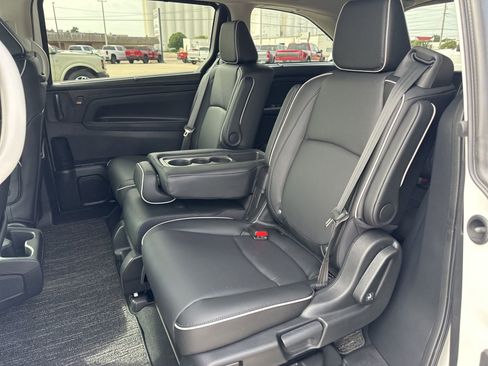 Used 2026 Honda Odyssey Touring image 17