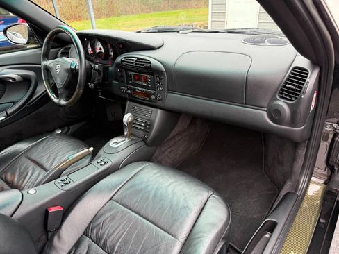 Used 2000 Porsche 911 Carrera image 38
