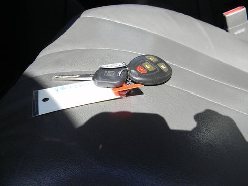 Used 2015 Chevrolet Express 2500 RWD image 20