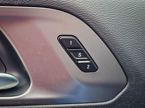 New 2026 Chrysler Pacifica Select image 10