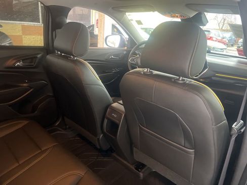 Used 2024 Chevrolet Trax ACTIV w/ Sunroof Package image 15