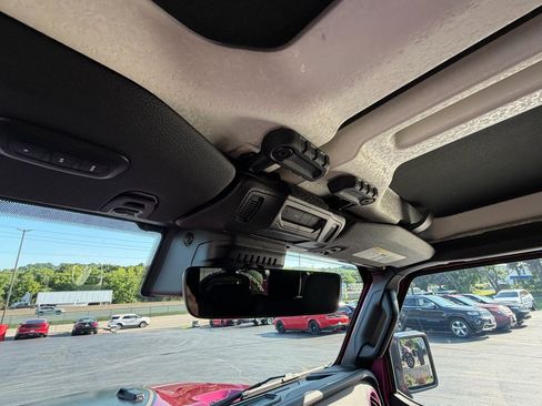 Used 2024 Jeep Wrangler Unlimited Rubicon 392 AWD/4WD image 33