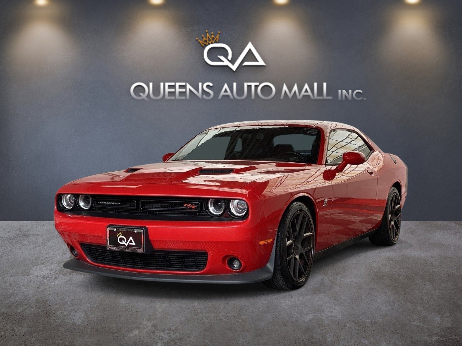 Used 2018 Dodge Challenger R/T Scat Pack w/ Leather Interior Group RWD image 3