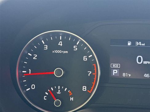 Used 2020 Kia Sportage LX FWD image 27