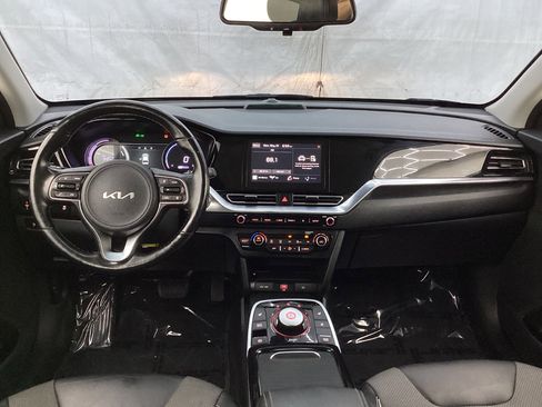 Used 2022 Kia Niro EX w/ Cold Weather Package FWD image 26