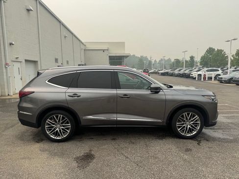 Used 2022 Acura MDX SH-AWD w/ Advance Package image 6