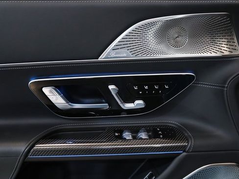 Used 2022 Mercedes-Benz SL 63 AMG 4MATIC image 4