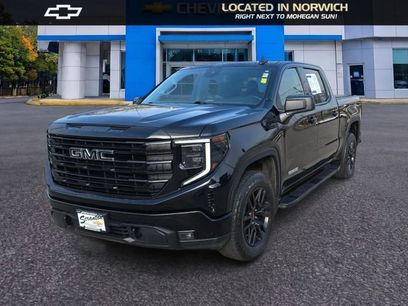 Certified 2022 GMC Sierra 1500 Elevation w/ LPO, Elevation Black Package