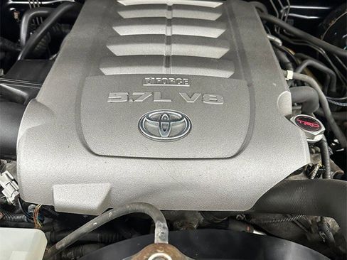 Used 2010 Toyota Tundra 4x4 Double Cab image 7