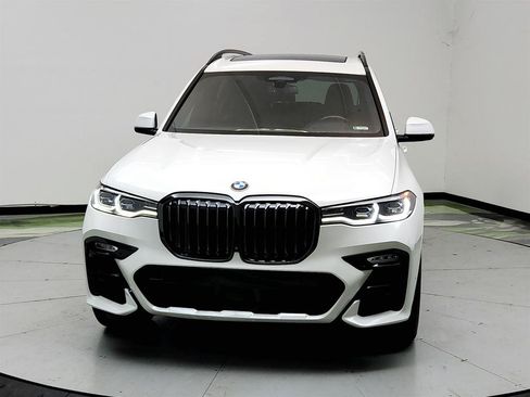 Used 2022 BMW X7 M50i AWD/4WD image 2