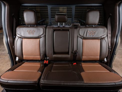 Used 2026 Ford F450 King Ranch w/ Chrome Package image 34