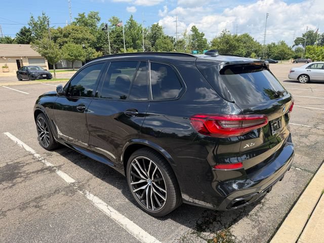 Used 2019 BMW X5 xDrive40i w/ M Sport Package AWD/4WD image 18