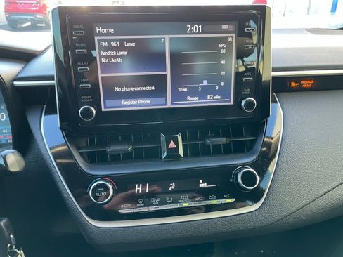 Used 2020 Toyota Corolla LE image 18