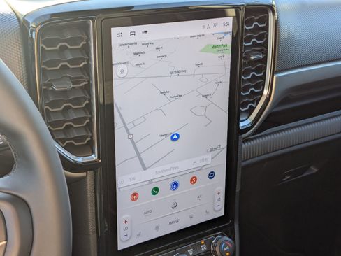 New 2025 Ford Ranger XLT w/ Equipment Group 301A High image 25