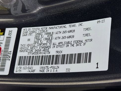 Used 2024 Toyota Tundra Limited w/ TRD Off-Road Package AWD/4WD image 27